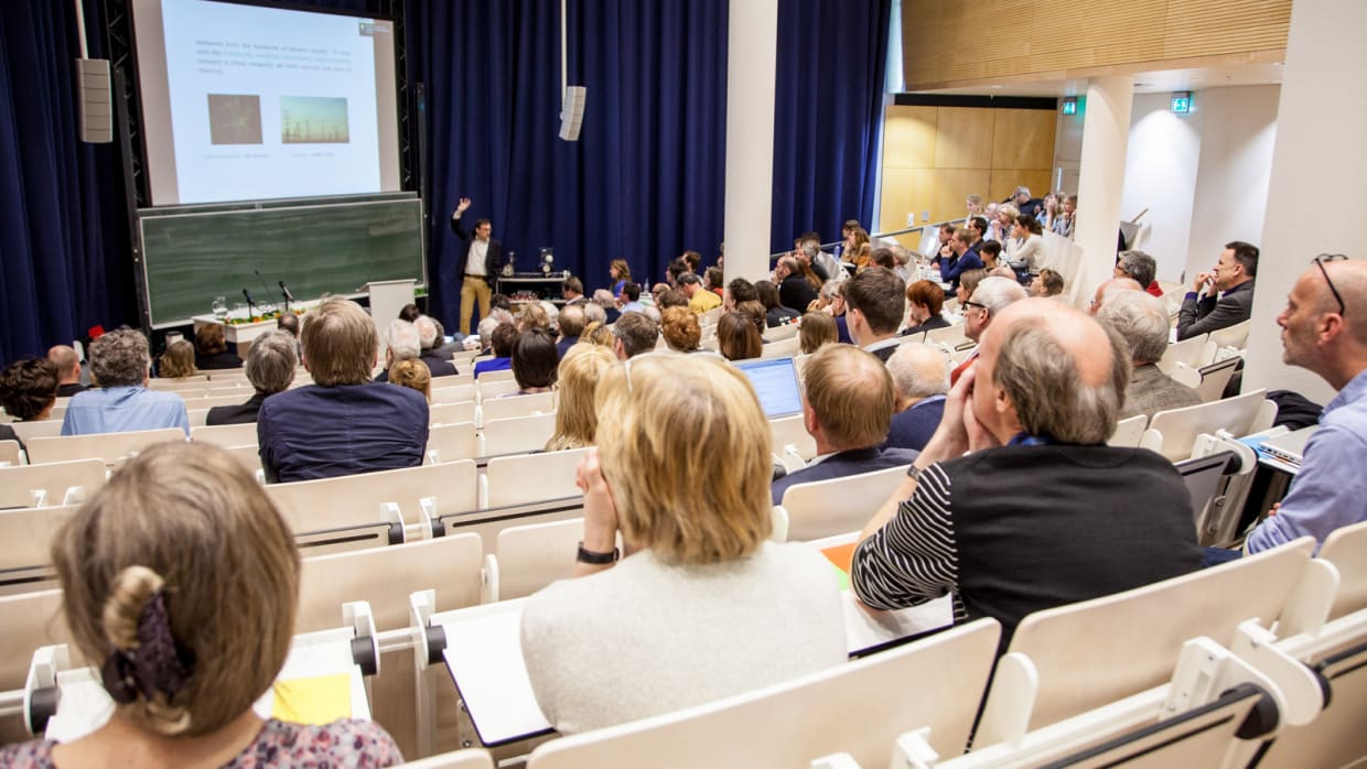 Waarom je nooit ‘klik hier’ in een document moet zetten